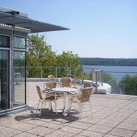 Kongresshotel Am Templiner 4*